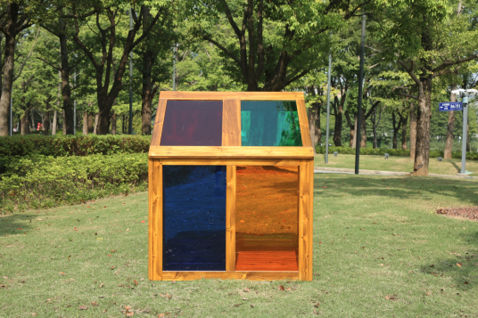 Kleines Regenbogenhaus