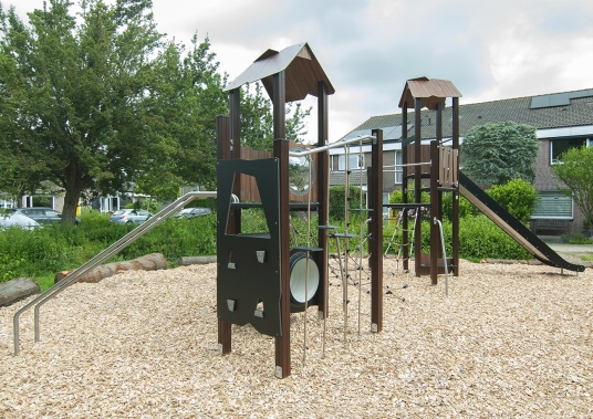 Rutsch-Kletterturm "Bergsteiger"