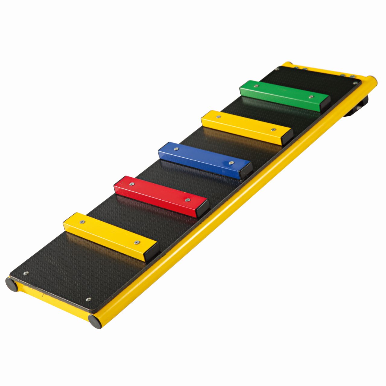 Kletterwand mit bunten Sprossen