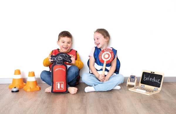Feuerwehr & Polizei + Rollenspiel-Set (Twin Station)