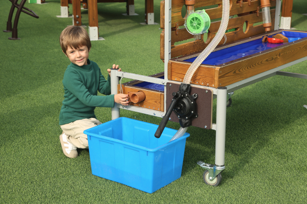 Mobile Outdoor- Wasserspiel-Anlage