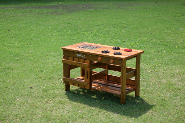 Outdoor Barbecue-Station