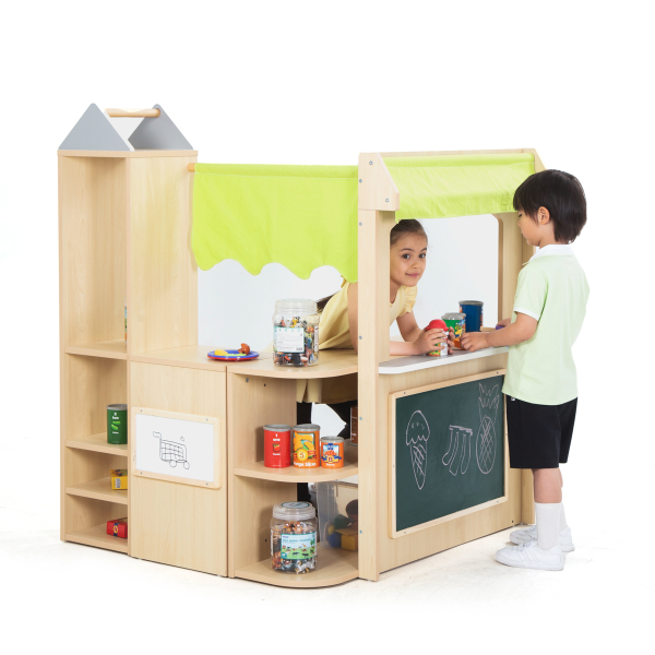 Spielecke mit Markise