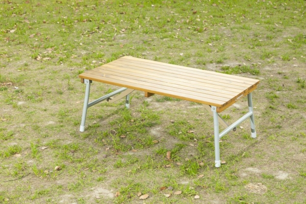 Outdoor Tisch in 2 Größen, klappbar