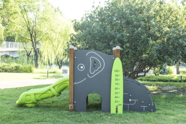 Spielanlage "Elefant"